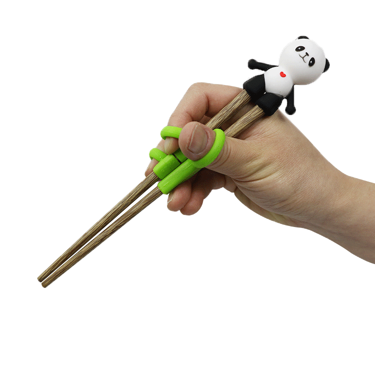 注:鸡翅木筷子煮水不异过长哦,树脂筷子不可以开水烫哦