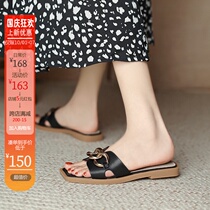 Leather one-character slippers for women to wear in the summer of 2021 New Square head flat out maternity shoes fashion sandals