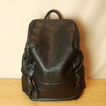 Crocodile shoulder bag womens leather backpack soft leather large capacity first layer cowhide niche fashion Mens shoulder backpack