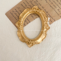 Nordic retro gold mini embossed small photo frame ins decoration background decoration manicure earrings photo props