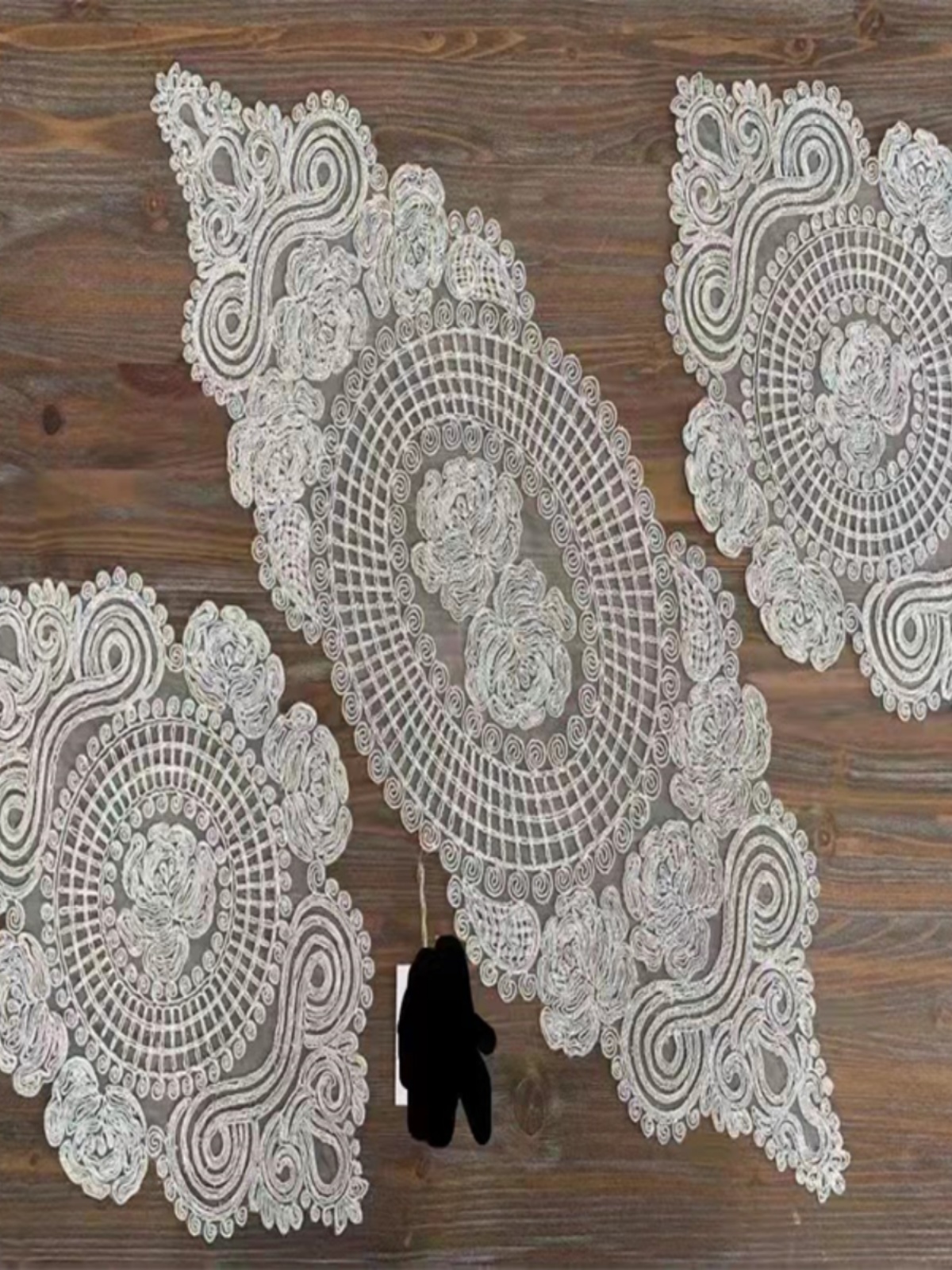 2022 New Lace High-End Table Runner Simple Dining Table Tablecloth European Coffee Table Cover Towel Dresser Dust Cloth Table Mat