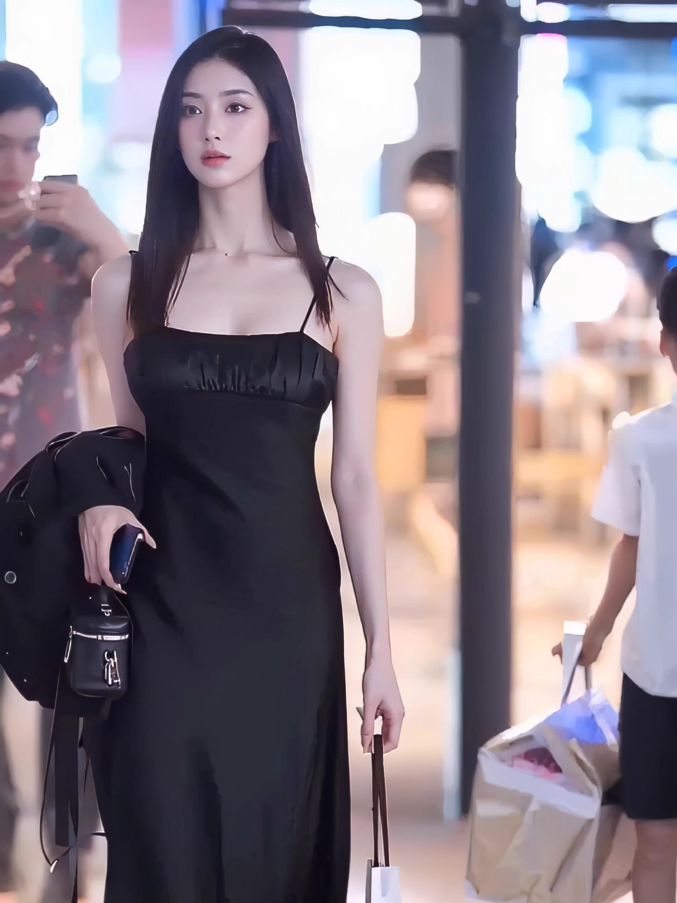 街拍美女时尚穿搭气质女神