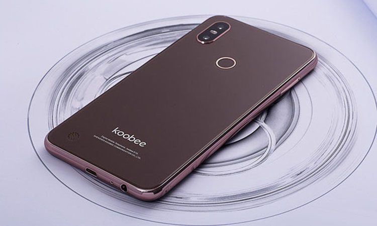 国产千元刘海屏,酷比k10