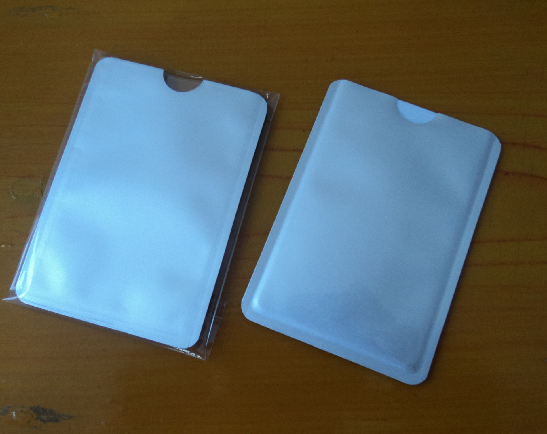 锡纸卡套 防盗刷信息 屏蔽扫描ic公交卡套 防磁 卡套 防rfid电磁