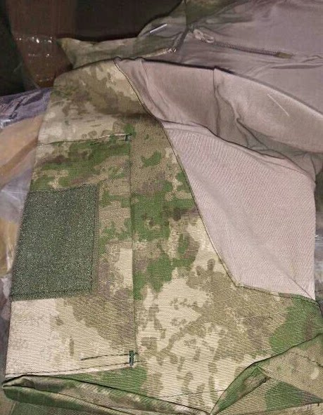 绿废墟迷彩如下