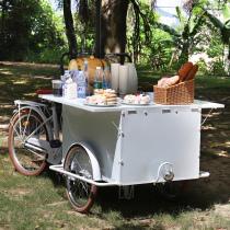 European-style street scene stalls small food trucks commercial restaurants mobile cold drink sales vehicles barbecue fried chicken takeaway food trucks