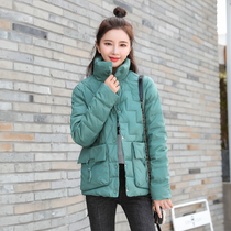 Down jacket women 2021 new lightweight stand collar fashion personality big pocket Korean version short white duck down diamond coat