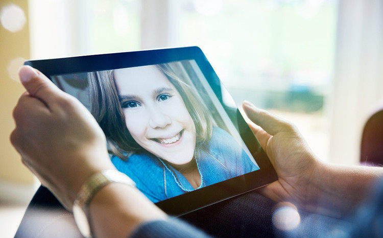 若有人提到平板电脑,第一反应就是它———ipad.