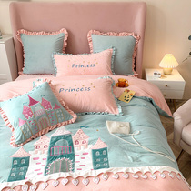 Winter thickened warm baby velvet four-piece winter milk velvet castle embroidery Children girl heart bedding