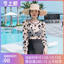 2021 New ins Korean small chest conservative student belly thin one-piece swimsuit female sexy hot spring swimsuit
