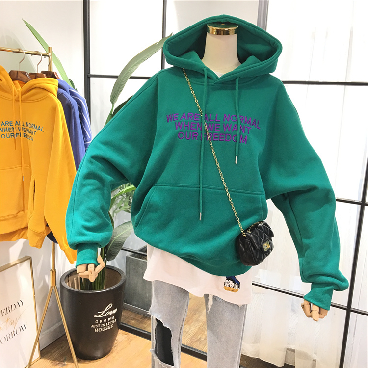 Plus velvet thickened embroidered letters loose large size Korean version hooded sweater women's hoodie winter coat to keep warm student tide