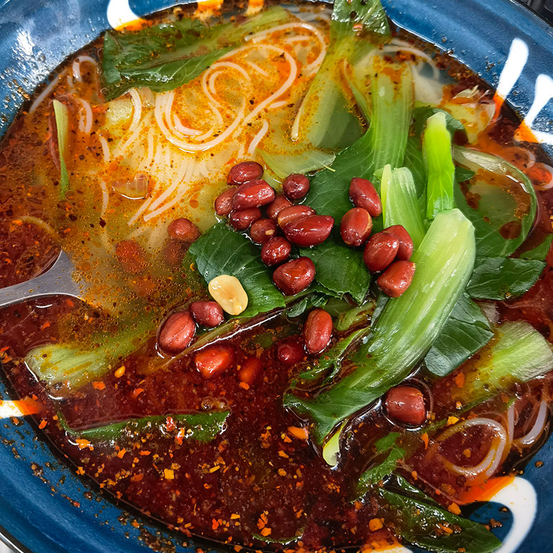 正宗木子米线厂家直销陕西特产美食网红小吃西安米线麻辣味细米线