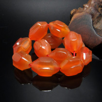 Antique writing Ancient beads Qing Dynasty old agate natural rock sugar agate handstring old pearl bag old square lantern beads