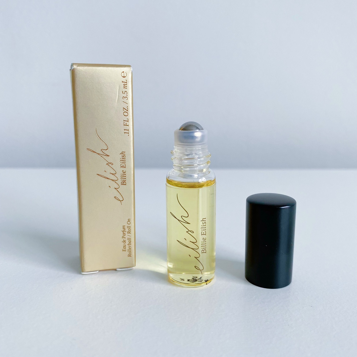【新品未開封】YOUR TURN by Billie Eilish 30mL香水 新品未開封】YOUR TURN by Billie Eilish 30mL香水 - メルカリ