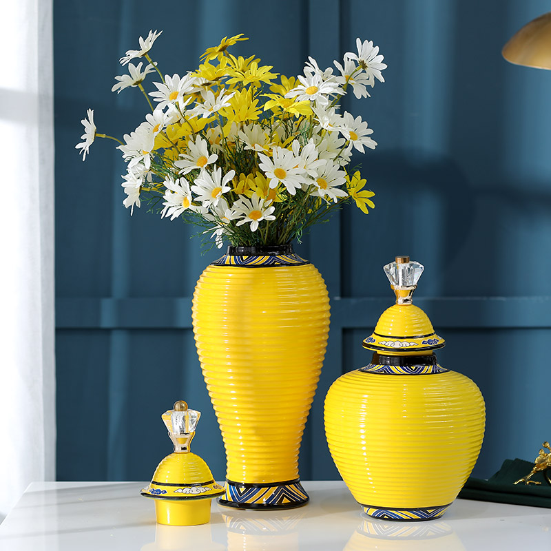 European ceramic vase furnishing articles sitting room flower arrangement of TV ark, wine table soft adornment American retro storage tank