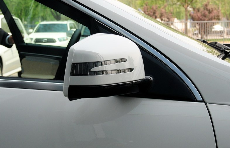 奔驰r级 倒车镜 倒车镜总成 后视镜 r300 r320 r400 r350 反光镜