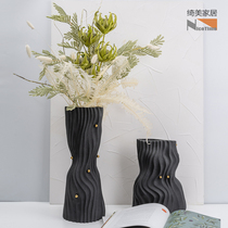 Modern minimalist creative belt Beads Water Corrugated Florator Vases room for sale with resin florist flower inserts in the house