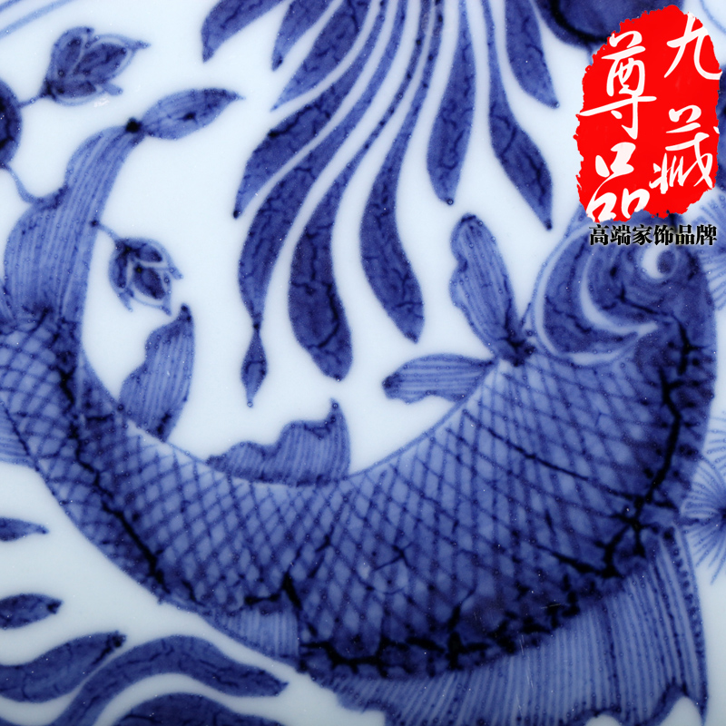 Jingdezhen ceramics imitation yuan fish algae lines hanging dish of blue and white porcelain vase home sitting room adornment handicraft furnishing articles