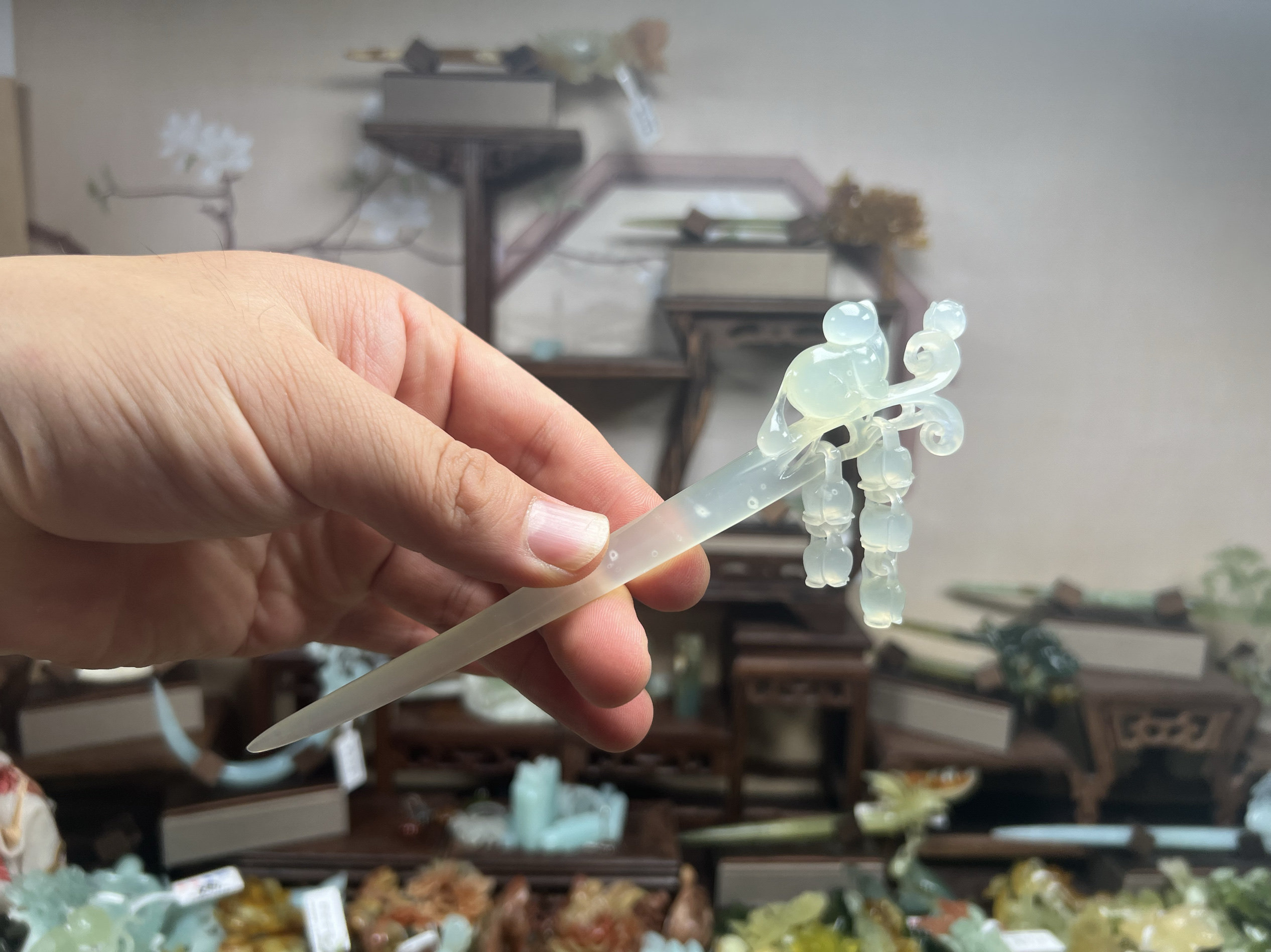 天然岫玉铃兰猫流苏款一体双面精雕玉石发簪高端玉簪玉钗头饰百搭