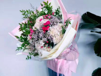 Hangzhou Flowers Express mashup Giant roses Sunflower Daisies Tulips mashup creative bouquet