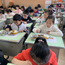 Elementary School Meals Mat Modern Cartoon Childrens Desks Cushion Baby Heat Insulation Mat First Grade Table Cloth Waterproof Oil Proof