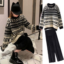 Pregnant womens autumn clothes suit fashion models 2021 new autumn and winter clothing outgoing online red-knitted blouse Chauma Two sets