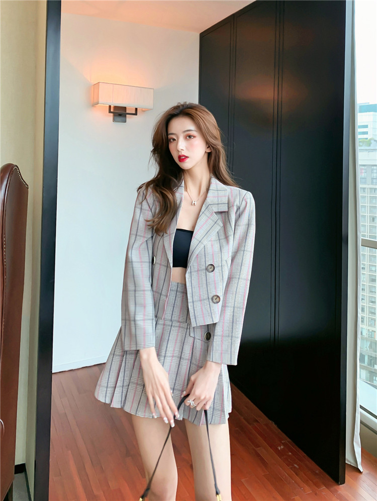小西装套装女时尚洋气韩版百褶短裙子两件套西服气质炸街搭配显高