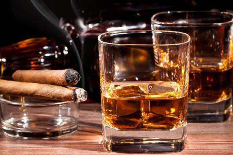 馥郁酒麦香,谷物浓酒小评测