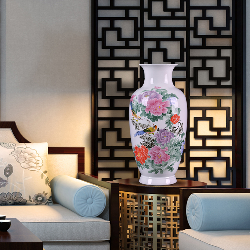 Jingdezhen ceramics, vases, flower arranging Chinese TV ark, with a silver spoon in its ehrs expressions using the and the sitting room porch home furnishing articles