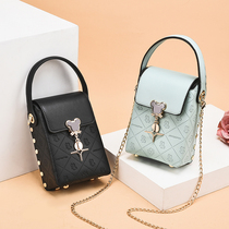 Summer small bag mobile phone bag female 2021 New Tide fashion fresh Hand bag niche one shoulder shoulder bag