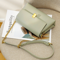 2021 new fashion versatile small bag women bag large capacity simple solid color Foreign style casual shoulder shoulder bag