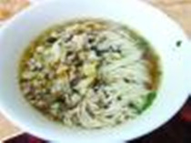 Suzhou features cool mix noodles-the centuries-old character Wanfoxing stir-fried meat brewed and mixed with 1 copy