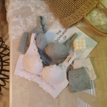 Giant to wear ~ version type CHAO Good comfort No steel ring Poly Woo Breast BC Cup top to adjust lace lingerie