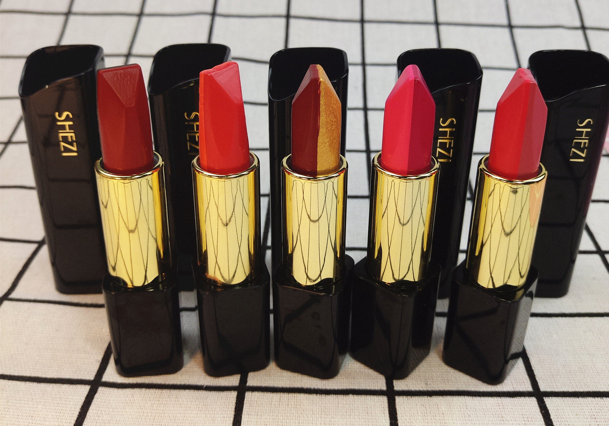 奢姿魅遇双色口红