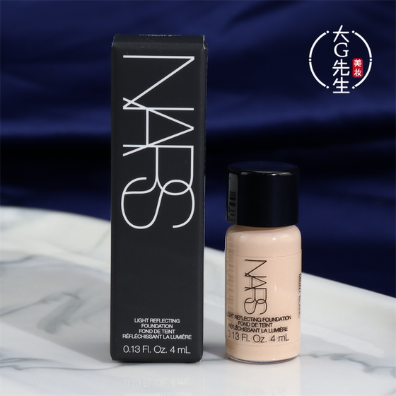 NARS/NAS 슈퍼 스퀘어 병 스트리밍 스킨 파운데이션 샘플 4ML 오래 지속되는 보습을위한 안티 파종 및 영양 피부 NARS/NAS 슈퍼 스퀘어 병 스트리밍 스킨 파운데이션 샘플 4ML 오래 지속되는 보습을위한 안티 파종 및 영양 피부