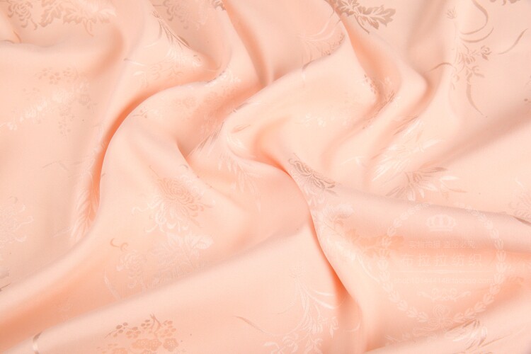 提花绸缎梅兰竹菊纹diy汉服布料-来自店铺【布拉拉纺织布料大世界】