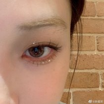 Three-point fairy coating method True Cow Frog flashing batch Holika sequin liquid eye shadow 05 A teardrop light