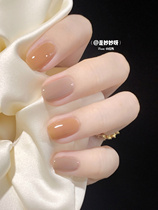 A touch of warm autumn sun Gentle Benrou Elu nail polish painter series 601 701 705 704