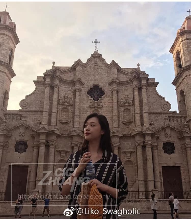 巴寶莉襯衫女多少錢 夏季女裝短袖襯衫五分袖開衫豎條紋短款百搭崔雪莉明星同款上衣女 巴寶莉襯衫