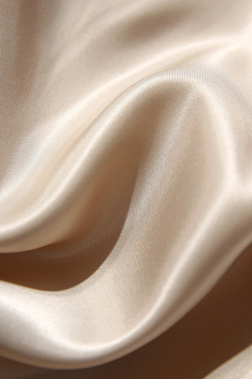 内衬 惯用的"宾霸里料"——铜氨纤维