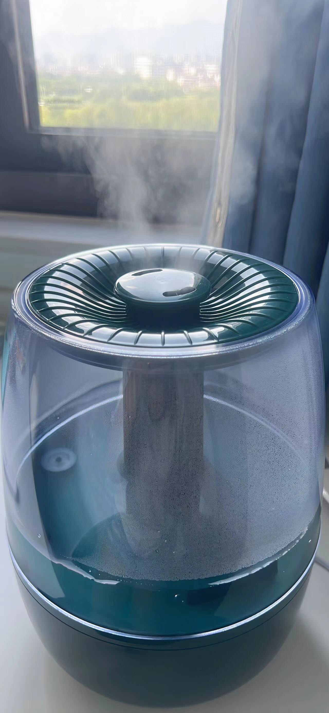 大雾量加湿器家用静音卧室婴儿小型办公室桌面雾化空气香薰机孕妇