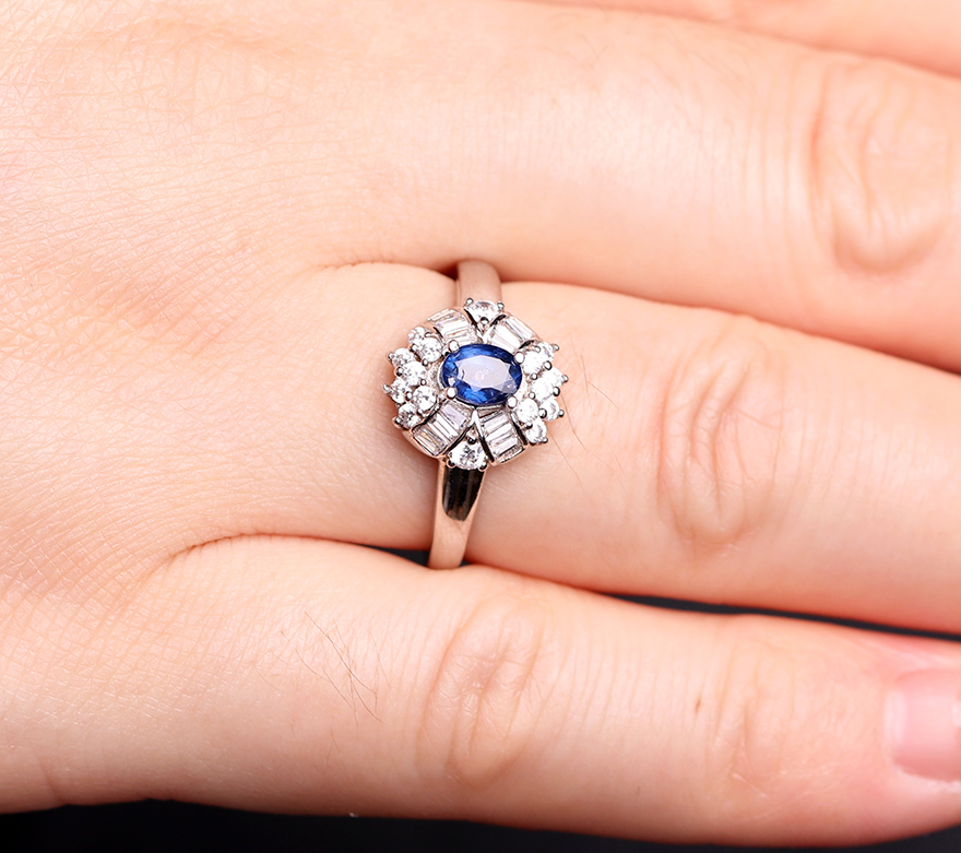 2.96g天然蓝宝石戒指女款正品贵宝彩宝一物一图附证书