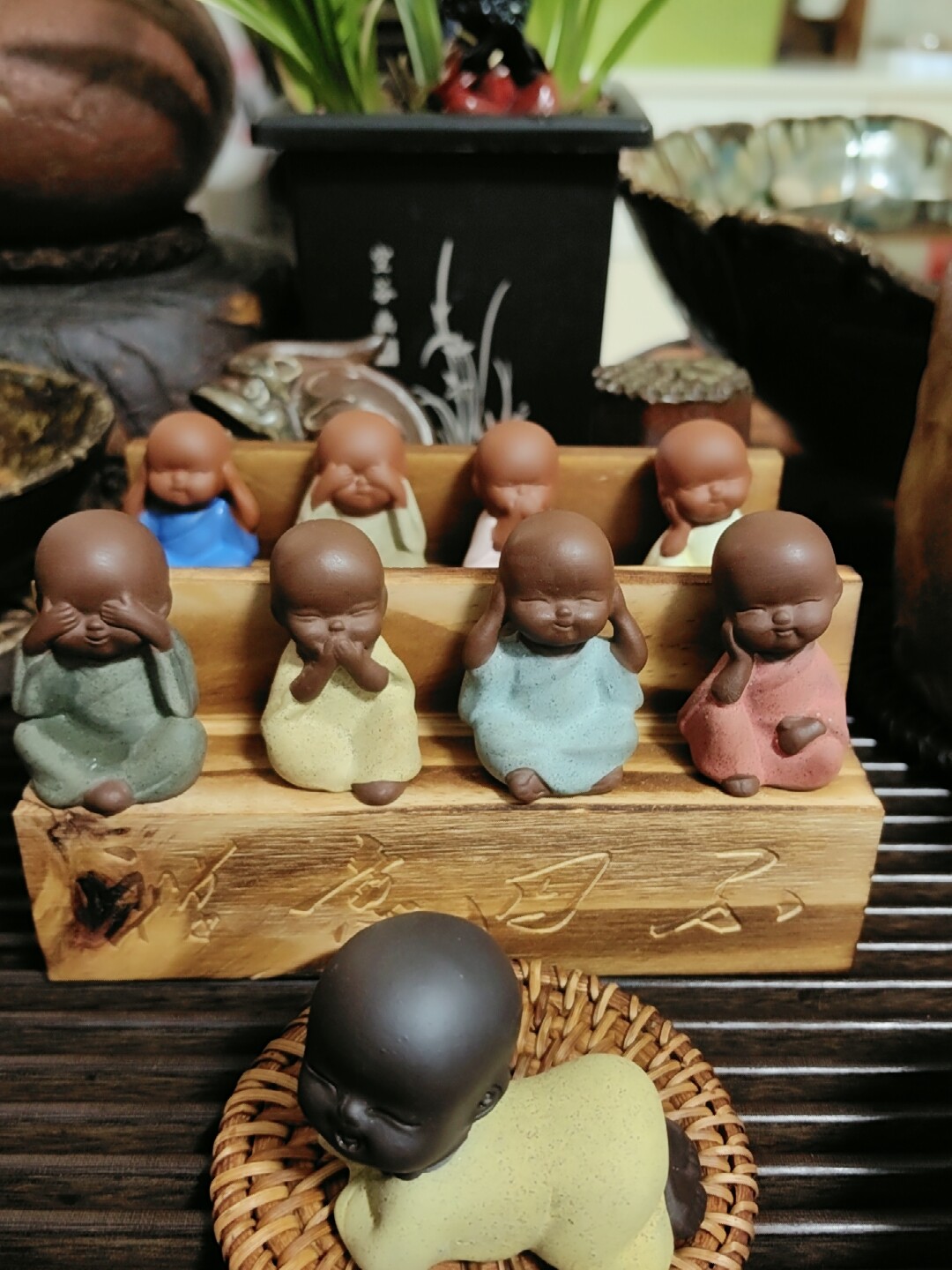 精品白瓷三不迷你小和尚陶瓷可爱佛紫砂四不小沙弥茶宠盆栽小摆件