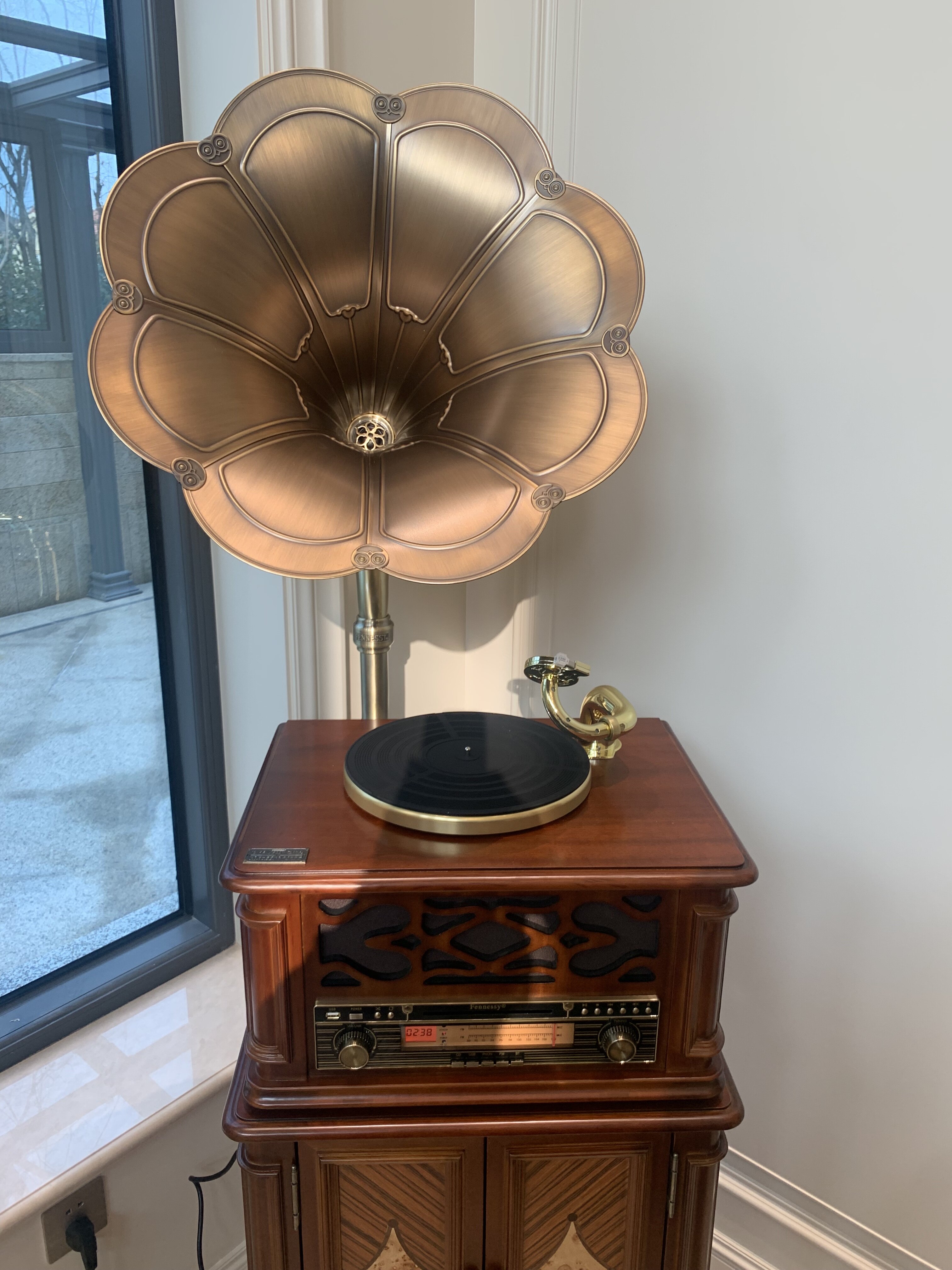 梵尼诗留声机复古黑胶唱片机62s美式柜式双开门lp无损音乐电唱机