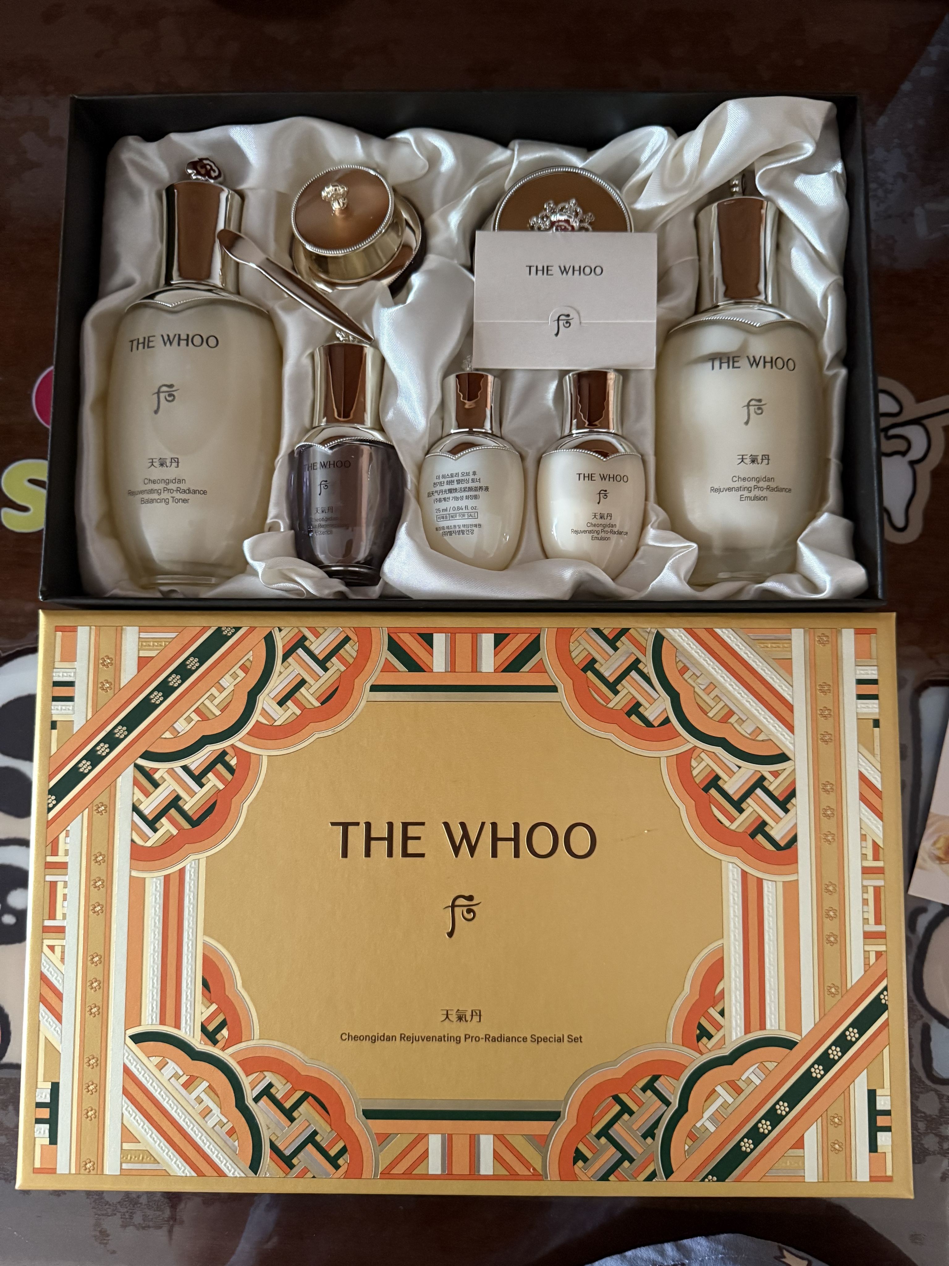 后/whoo 天气丹套装 花献水乳霜三件套盒 现货包邮 单水/单乳