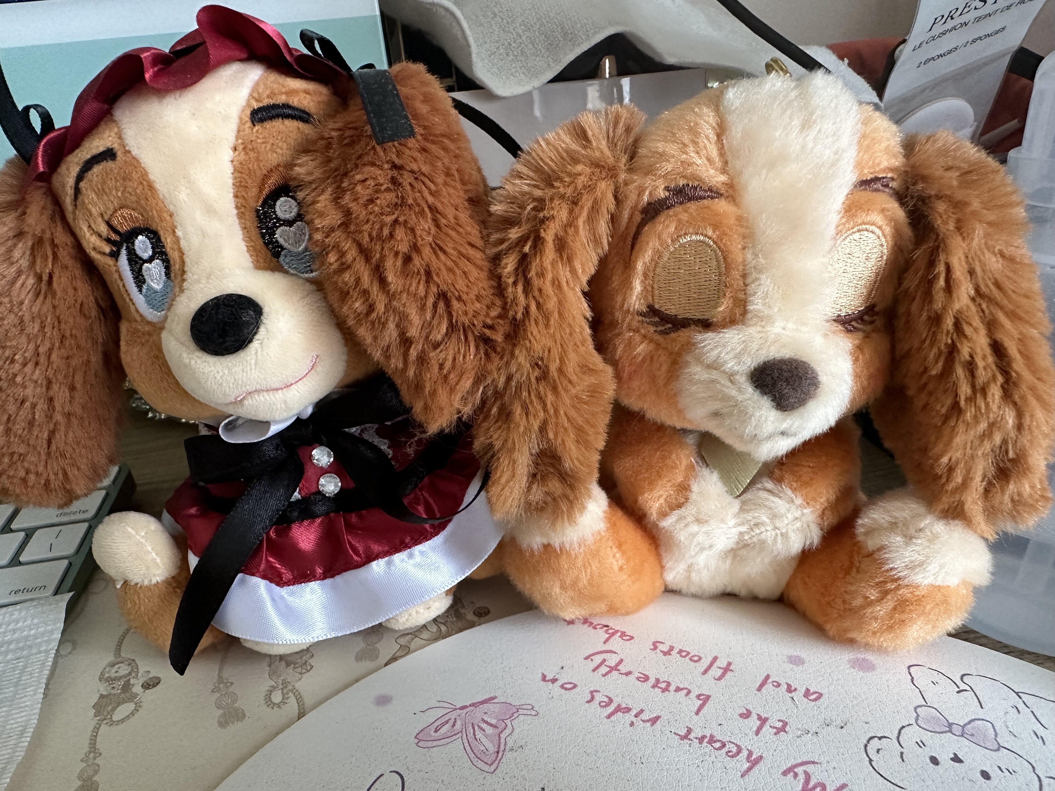 萌萌好梦睡不醒屹耳小猪小姐狗高飞毛绒公仔玩偶挂件迪士尼store