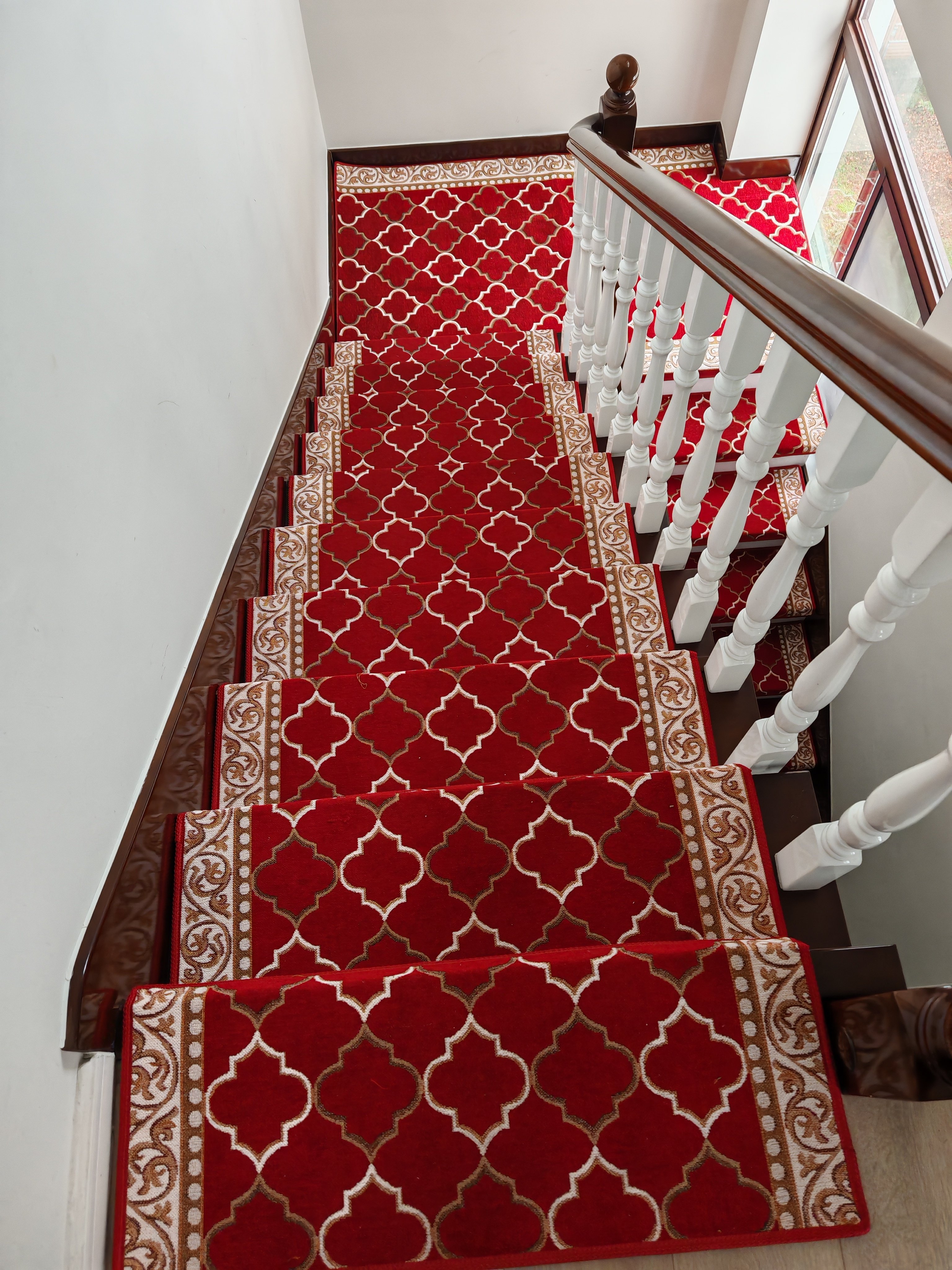 楼梯踏步垫实木免胶自粘家用楼梯台阶地毯脚垫子满铺防滑转角定制