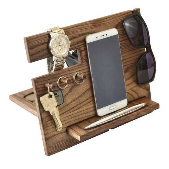 Creative lazy solid wood mobile phone base Multi-functional hangable watch, glasses, key accessories, desktop storage stand
Creative lazy solid wood mobile phone base Multi-functional hangable watch, glasses, key accessories, desktop storage stand