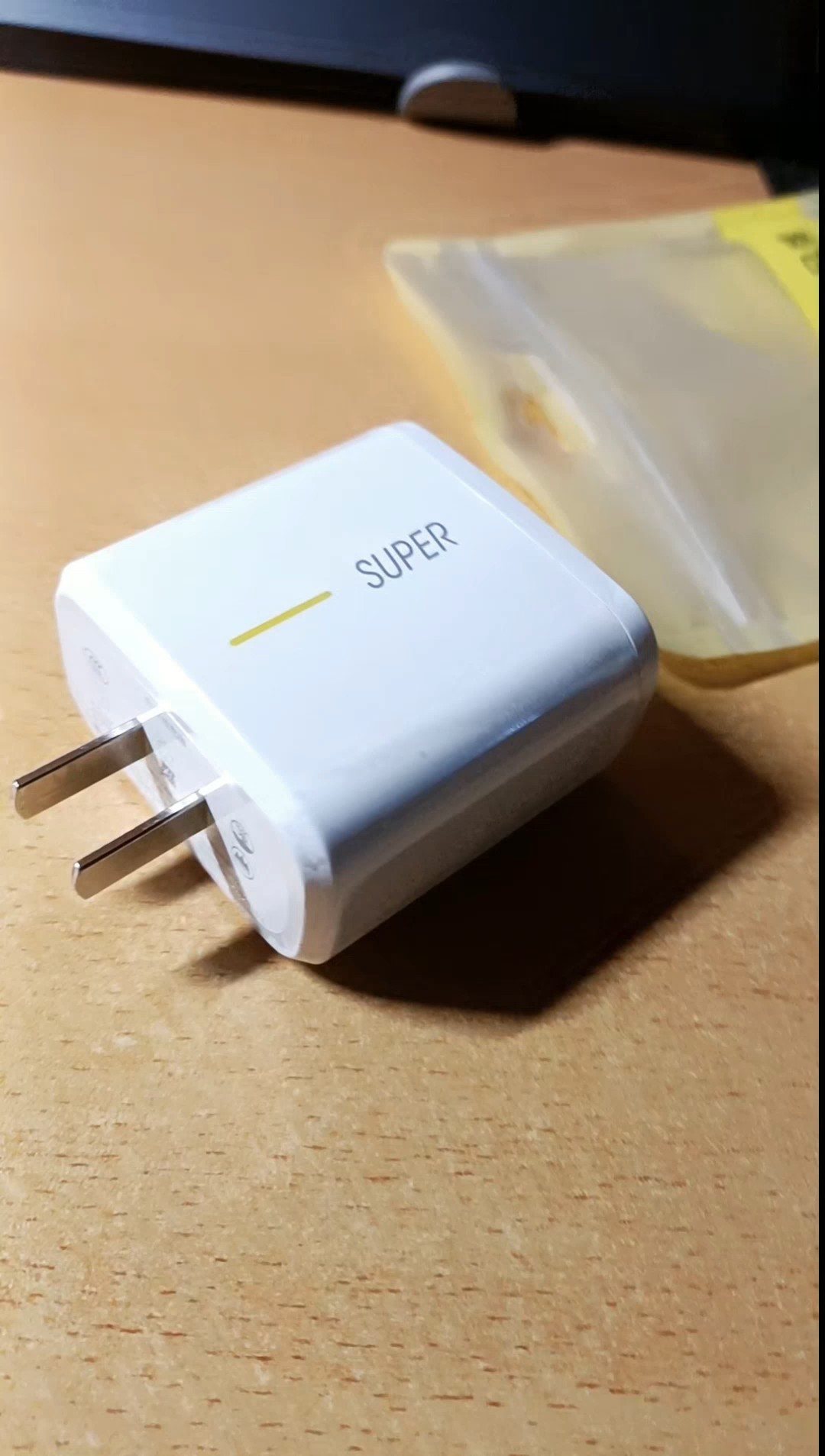65w充电器超级闪充适用opporeno3 4 5 6 7 r17 r11 r15findx2x3pro