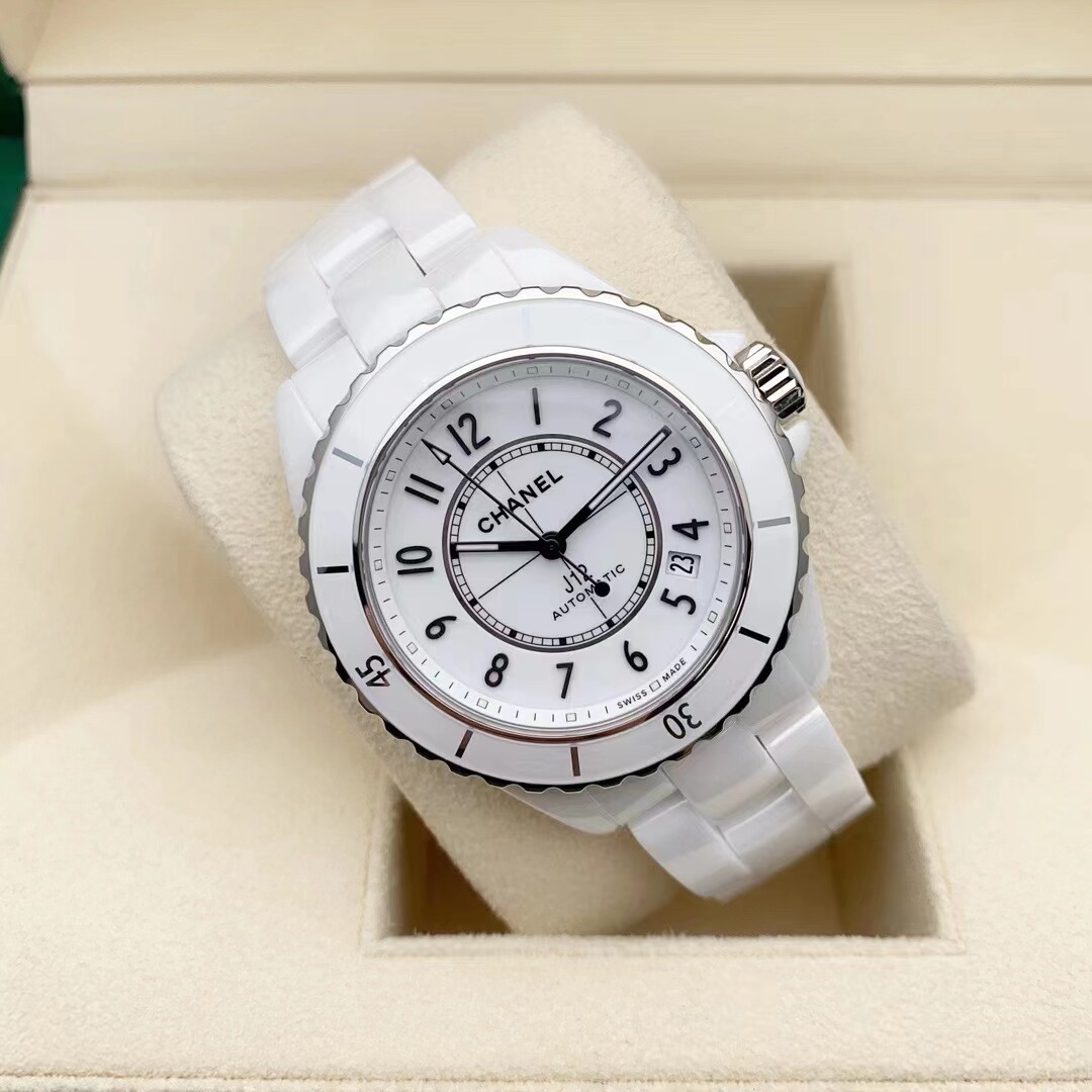 先鉴后发[9.8新]香奈儿j12系列h5700自动机械女手表陶瓷手表正品